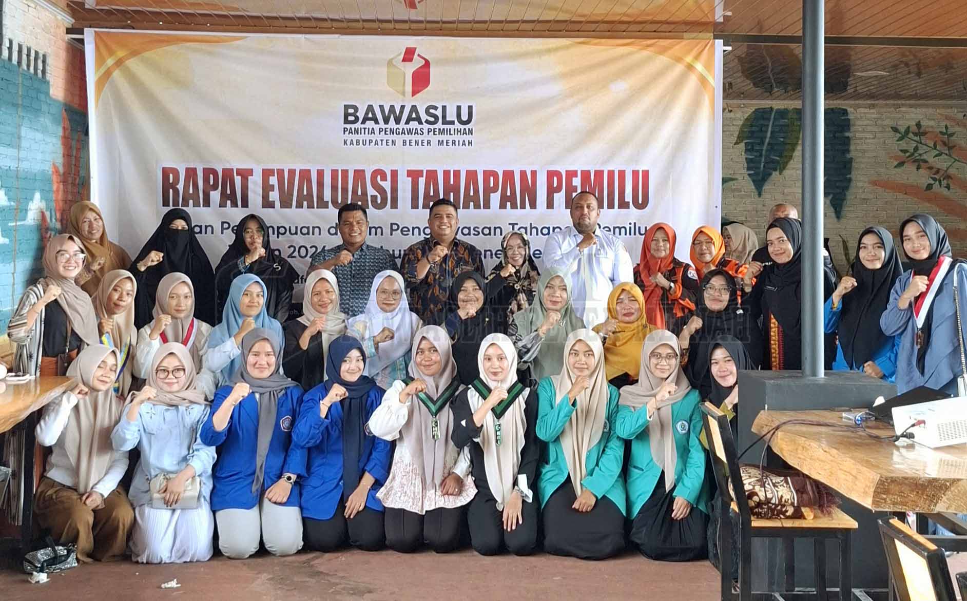Rapat Evaluasi Pemilu Keterwakilan Perempuan